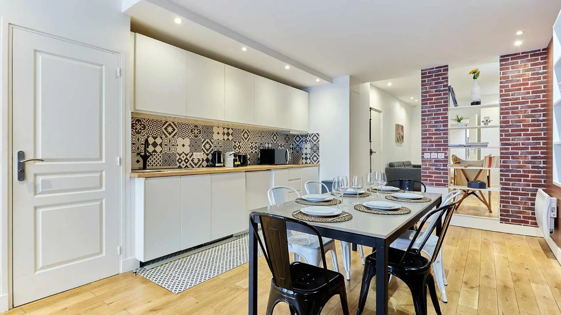 Apartment Charming Flat In The Heart Of *