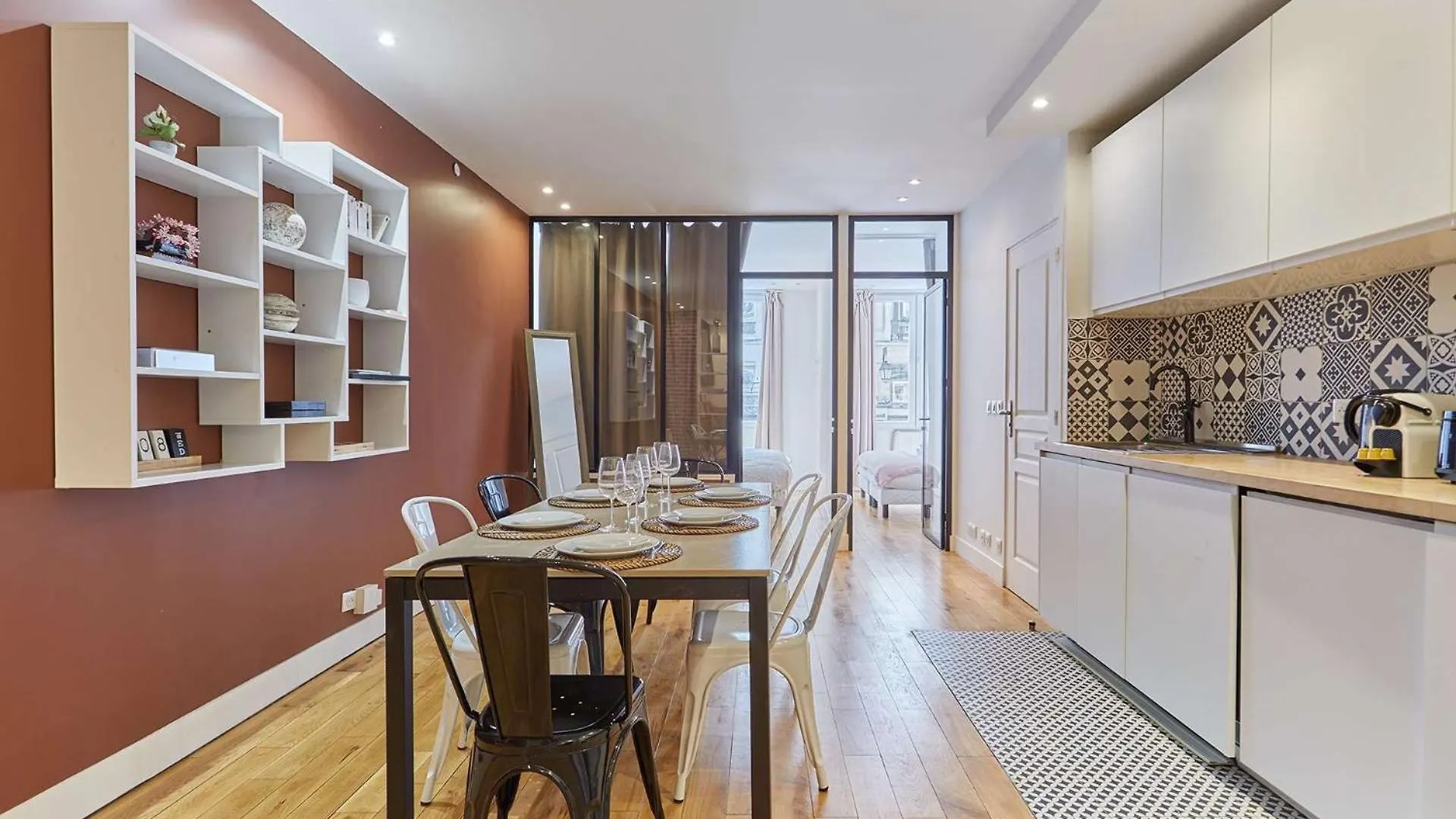 Charming Flat In The Heart Of Appartement Parijs