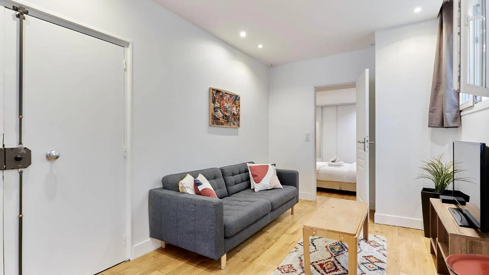 Apartment Charming Flat In The Heart Of